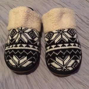 Lucky Brand Slippers